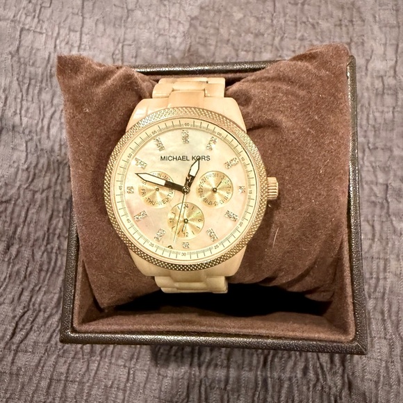 *AUTHENTIC* MICHAEL KORS MK5039 Watch - Picture 1 of 2